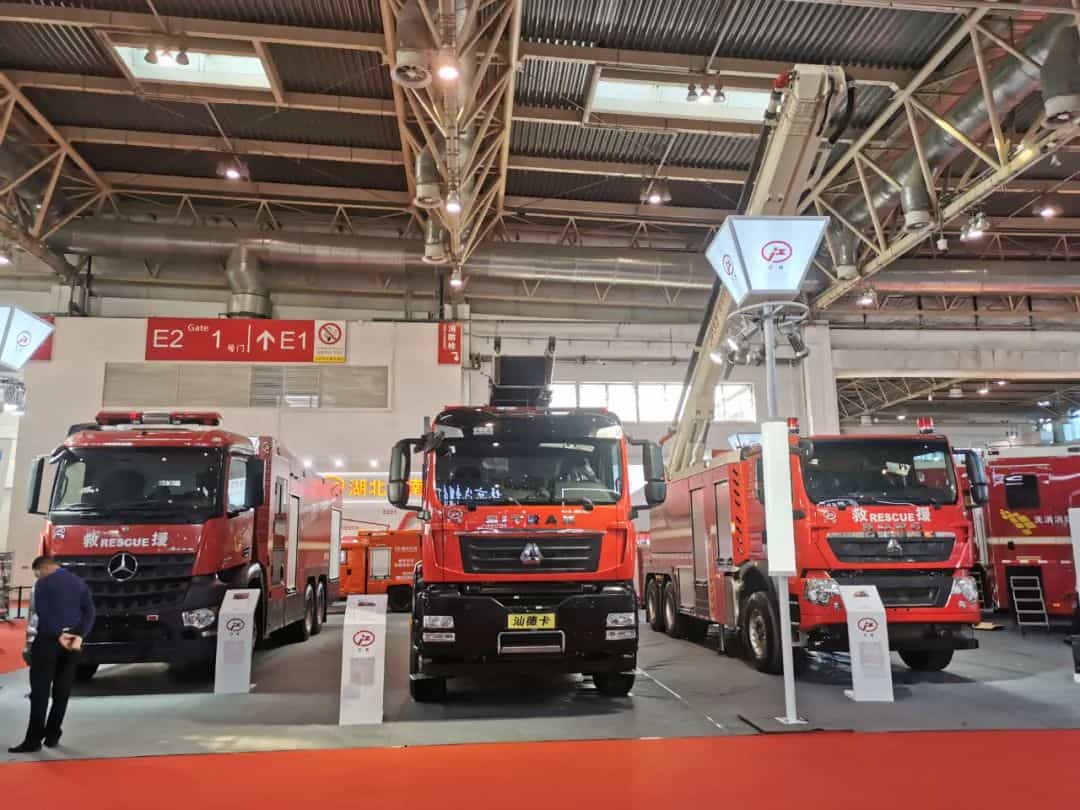 展會直擊---湖北江南應(yīng)急救援裝備精彩亮相2023北京國際消防展！